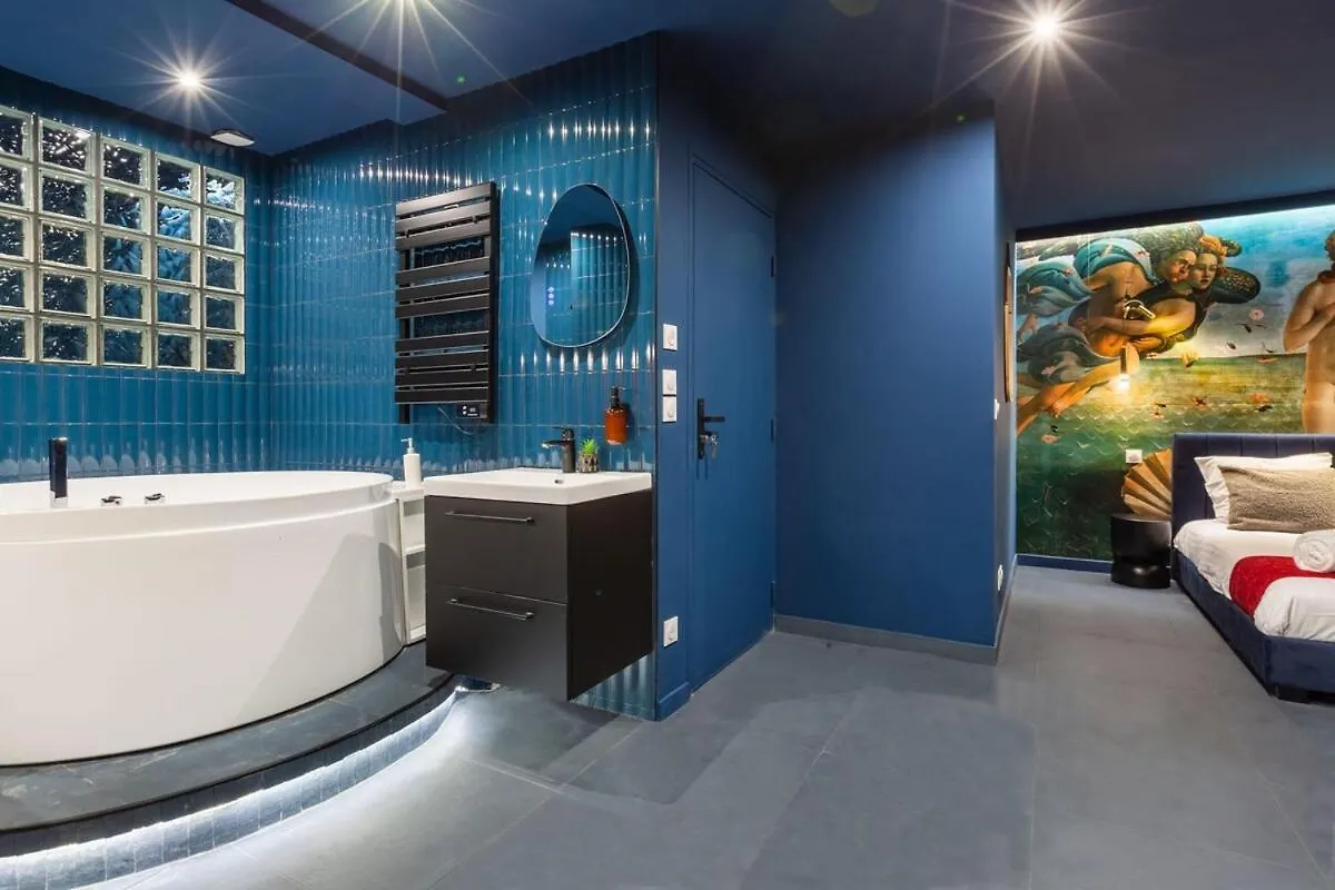 Arc De Triomphe Romantic Suite Jacuzzi Saphir Paris
